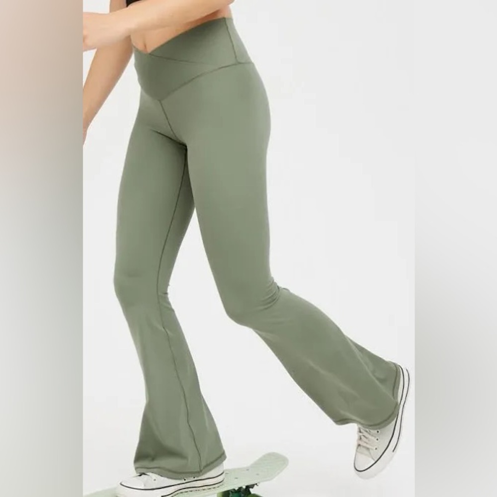Aerie Sage Green Leggings